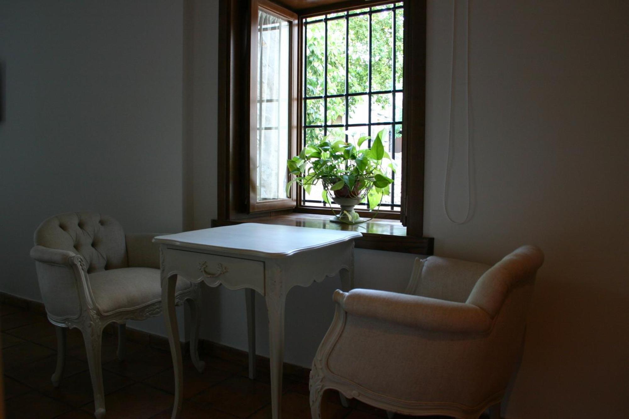 Hostal Santa Maria De Ubeda ภายนอก รูปภาพ